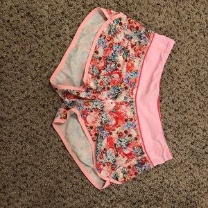 Lululemon Speed Up Short 2.5